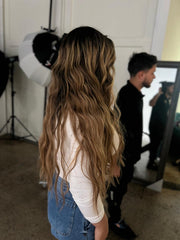 #2/4/27 SANDY BRONDE BALAYAGE - Clip in